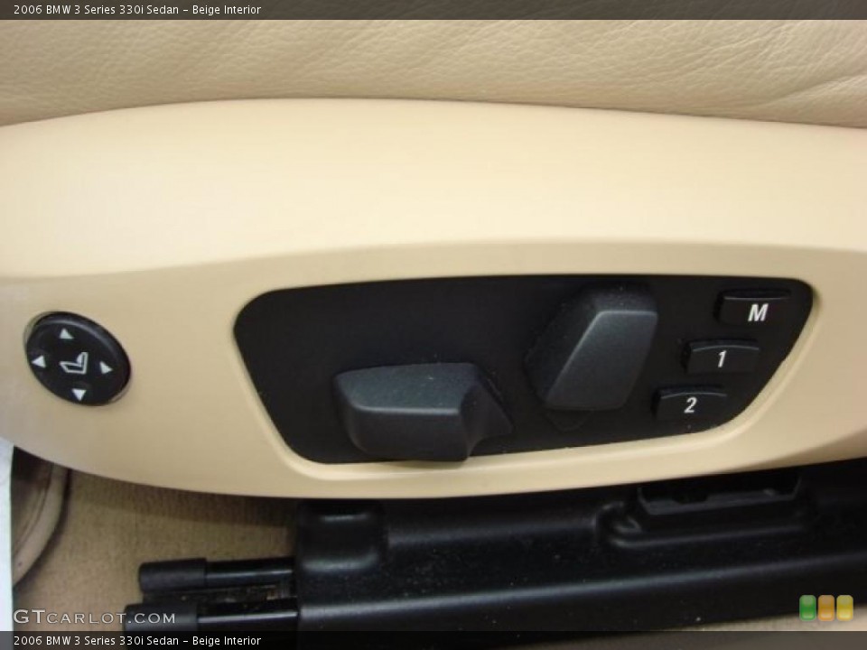 Beige Interior Controls for the 2006 BMW 3 Series 330i Sedan #48444477