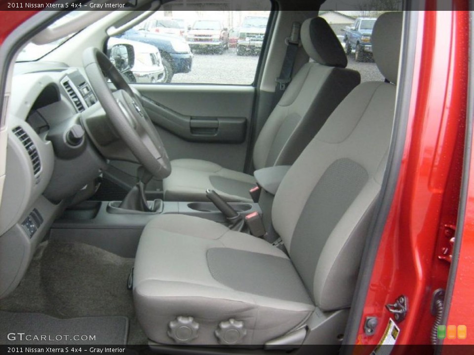 Gray Interior Photo for the 2011 Nissan Xterra S 4x4 #48446844