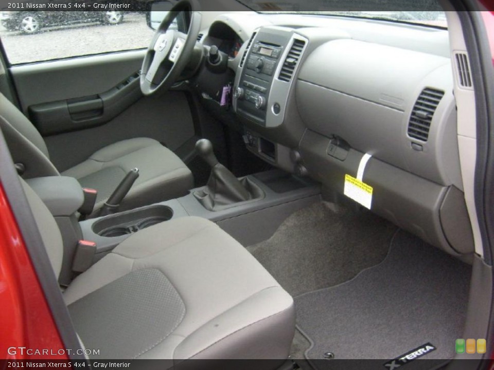 Gray Interior Photo for the 2011 Nissan Xterra S 4x4 #48446949