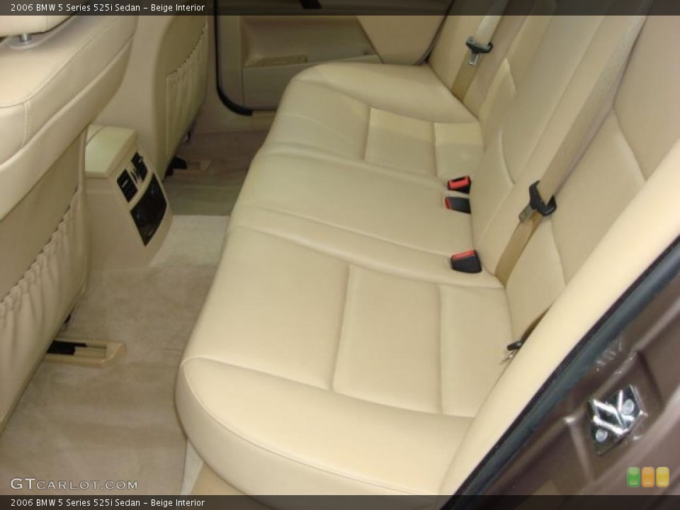 Beige Interior Photo for the 2006 BMW 5 Series 525i Sedan #48447198