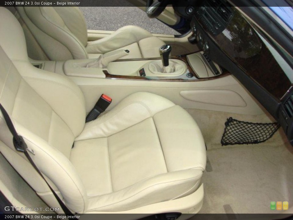 Beige Interior Photo for the 2007 BMW Z4 3.0si Coupe #48449151