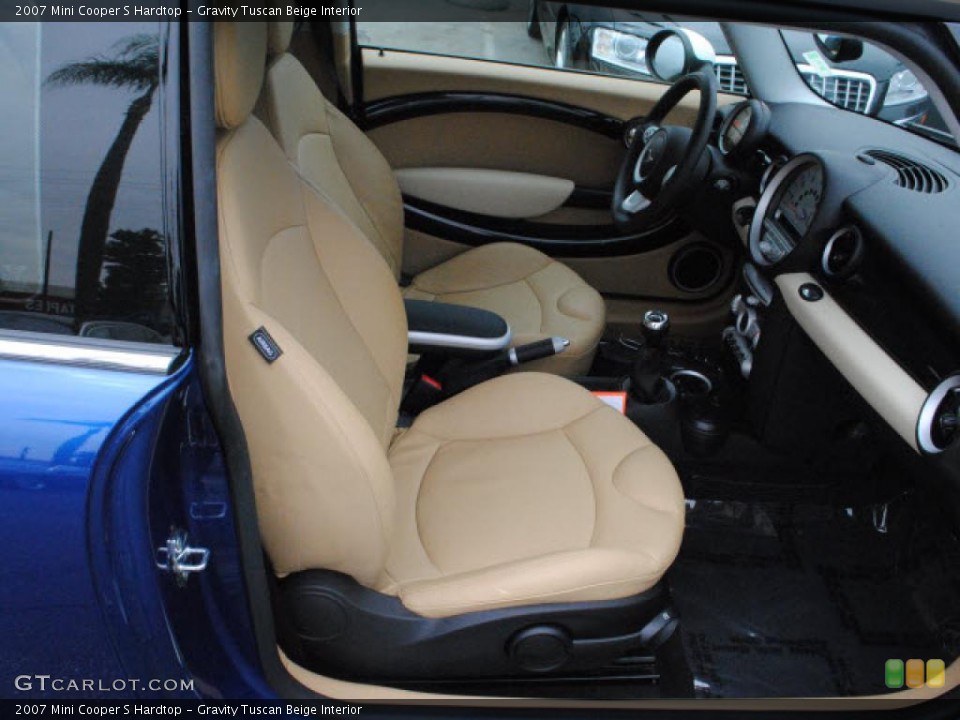 Gravity Tuscan Beige Interior Photo for the 2007 Mini Cooper S Hardtop #48449616