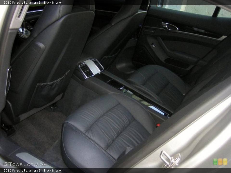 Black Interior Photo for the 2010 Porsche Panamera S #48454453