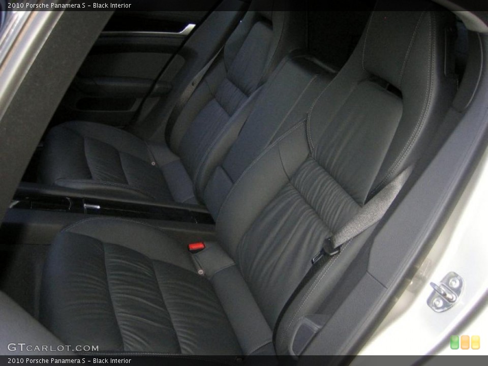 Black Interior Photo for the 2010 Porsche Panamera S #48454459