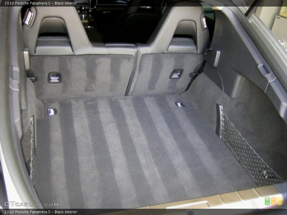 Black Interior Trunk for the 2010 Porsche Panamera S #48454651