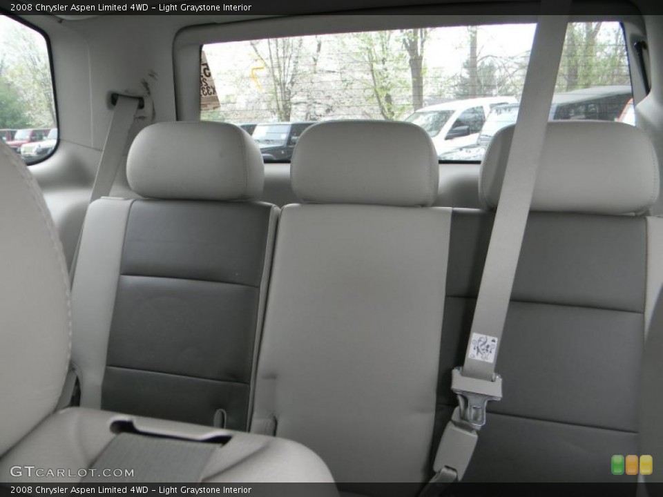 Light Graystone Interior Photo for the 2008 Chrysler Aspen Limited 4WD #48463728