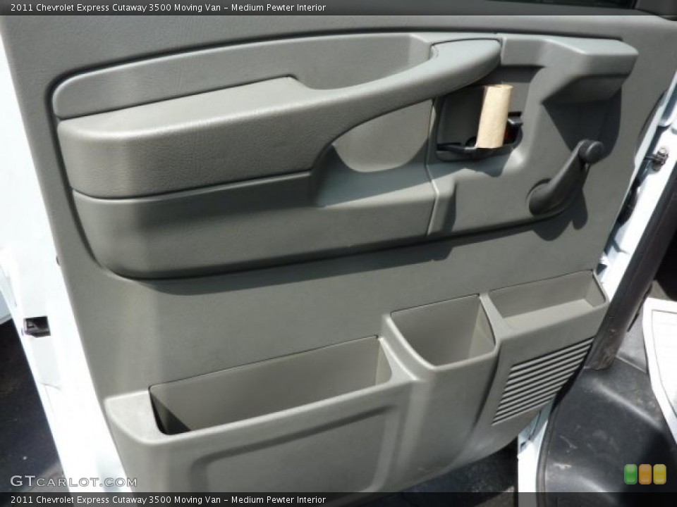 Medium Pewter Interior Door Panel for the 2011 Chevrolet Express Cutaway 3500 Moving Van #48468630