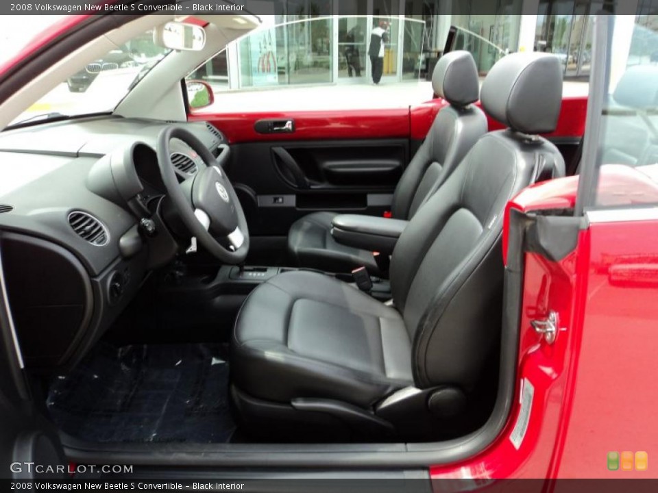 Black Interior Photo for the 2008 Volkswagen New Beetle S Convertible #48470837