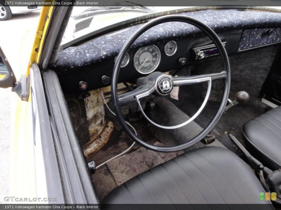 Black Interior Steering Wheel for the 1971 Volkswagen Karmann Ghia Coupe #48472080