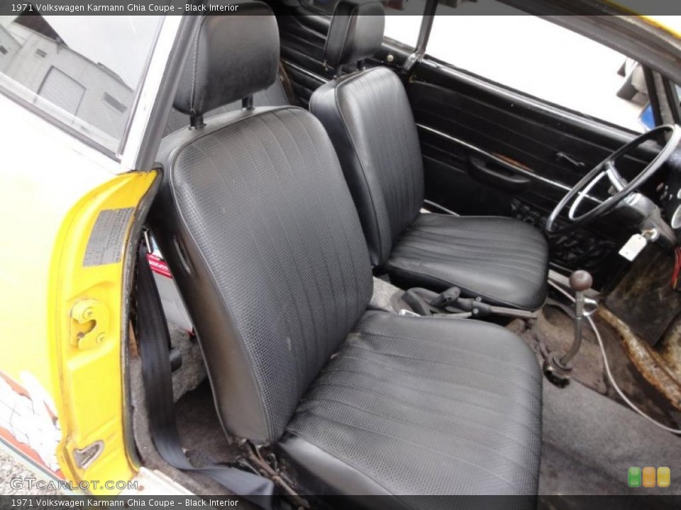 Black Interior Photo for the 1971 Volkswagen Karmann Ghia Coupe #48472242