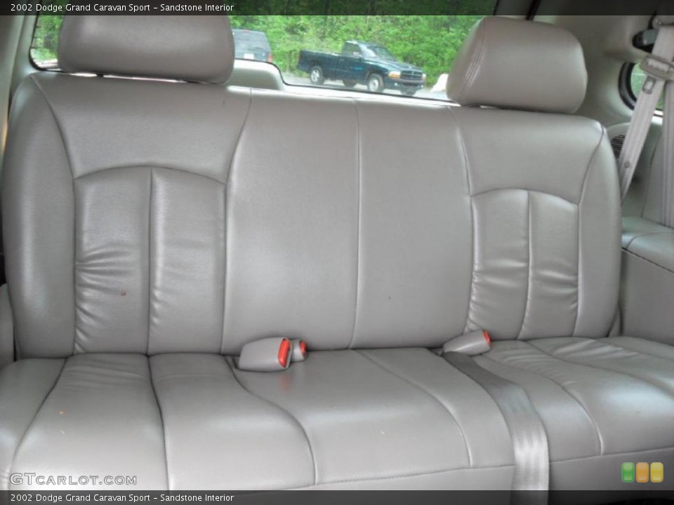 Sandstone Interior Photo for the 2002 Dodge Grand Caravan Sport #48475275