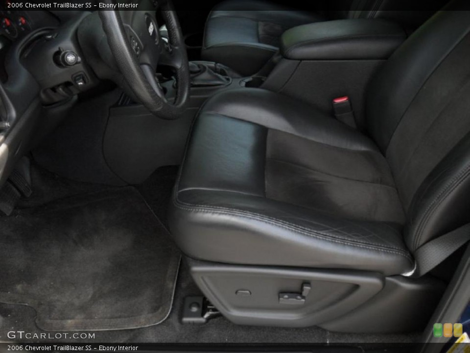 Ebony Interior Photo for the 2006 Chevrolet TrailBlazer SS #48476658