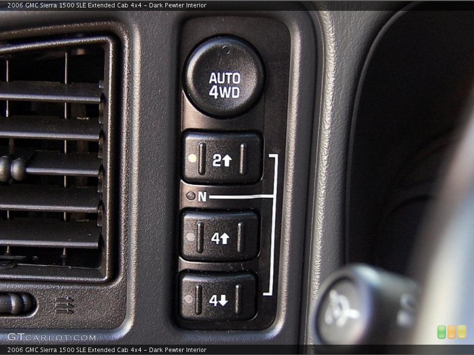 Dark Pewter Interior Controls for the 2006 GMC Sierra 1500 SLE Extended Cab 4x4 #48477372