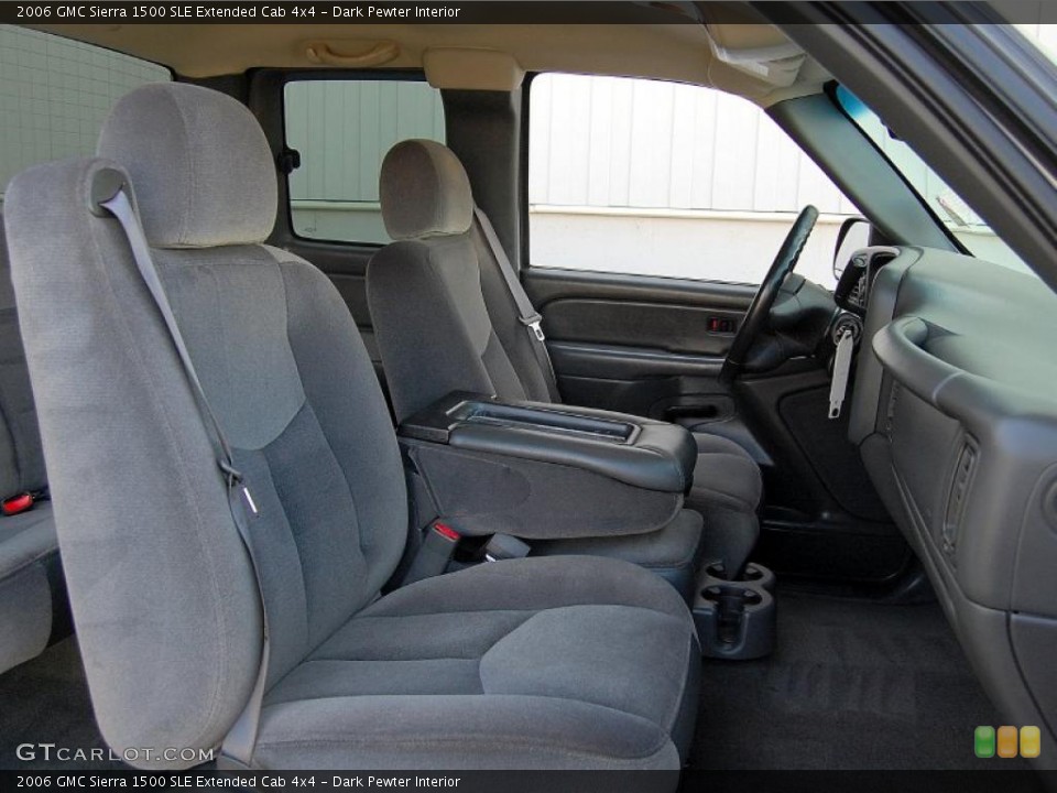 Dark Pewter Interior Photo for the 2006 GMC Sierra 1500 SLE Extended Cab 4x4 #48477486