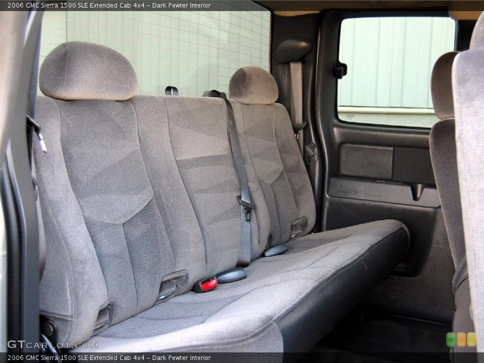 Dark Pewter Interior Photo for the 2006 GMC Sierra 1500 SLE Extended Cab 4x4 #48477501