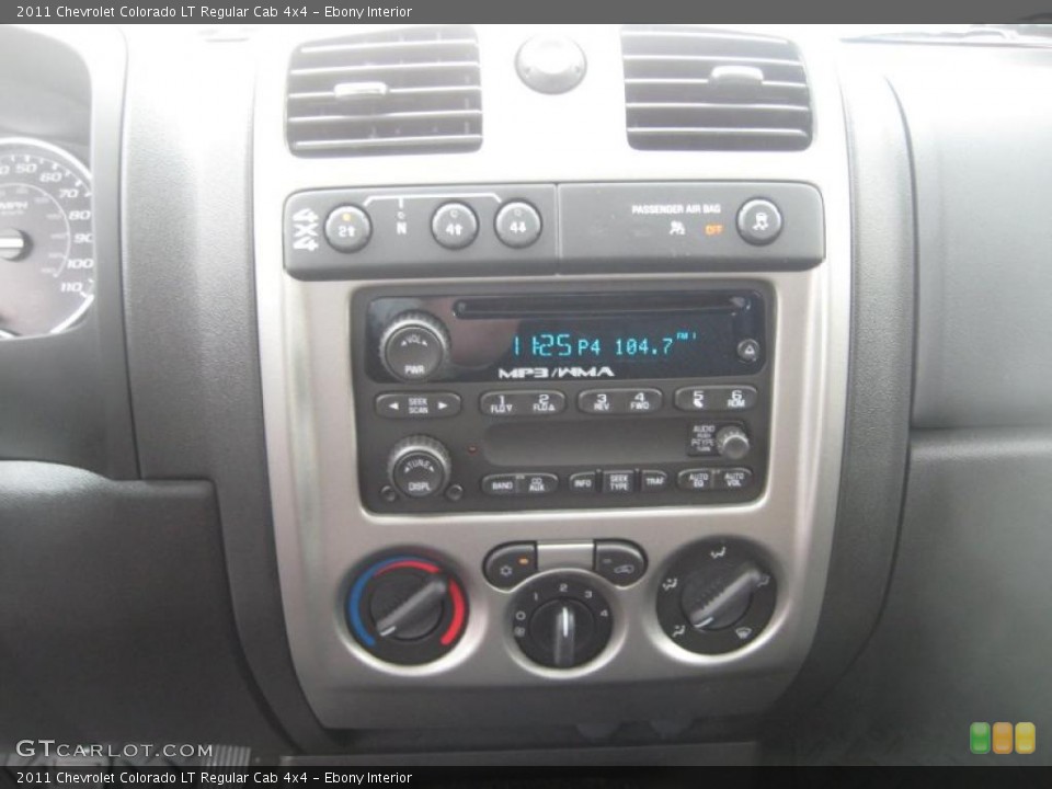 Ebony Interior Controls for the 2011 Chevrolet Colorado LT Regular Cab 4x4 #48479841