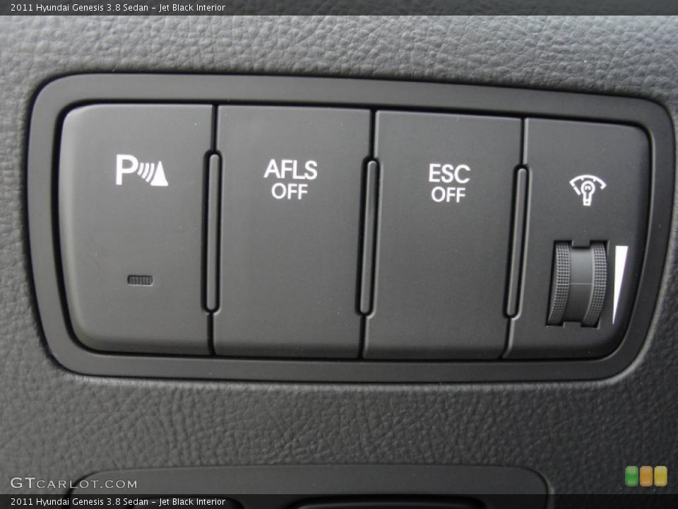 Jet Black Interior Controls for the 2011 Hyundai Genesis 3.8 Sedan #48484536