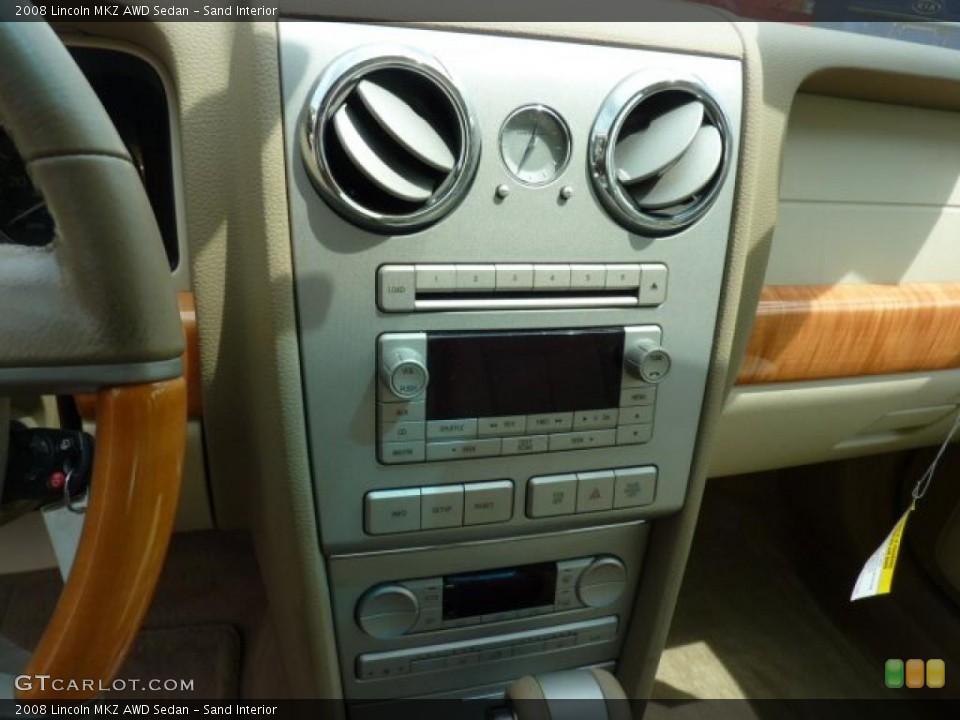 Sand Interior Controls for the 2008 Lincoln MKZ AWD Sedan #48484833