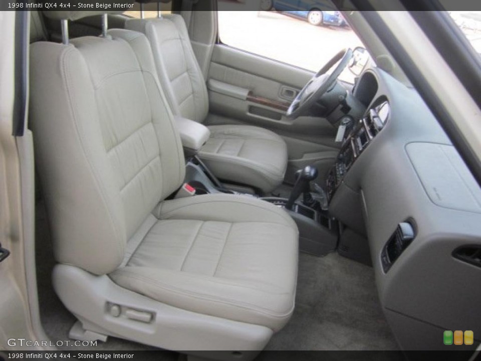 Stone Beige Interior Photo for the 1998 Infiniti QX4 4x4 #48490551