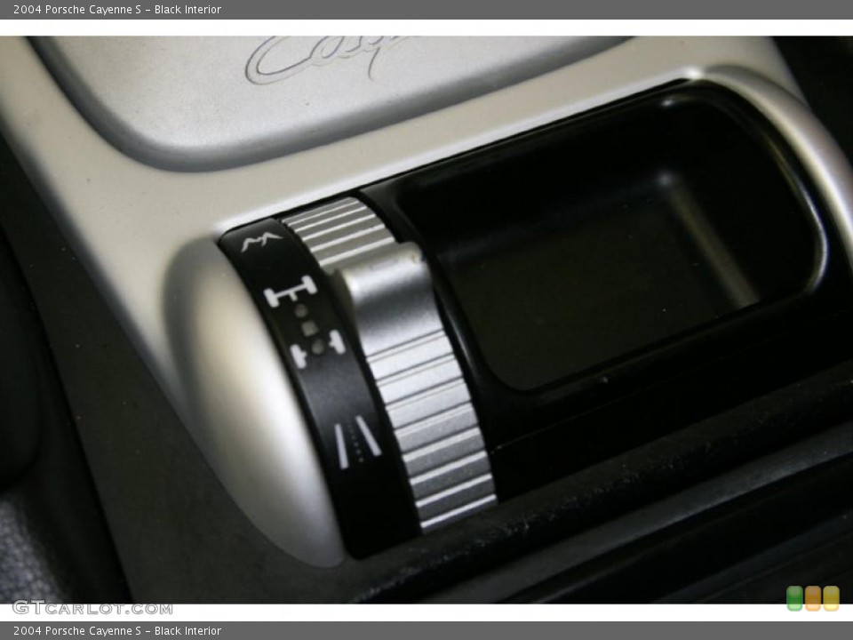 Black Interior Controls for the 2004 Porsche Cayenne S #48493801