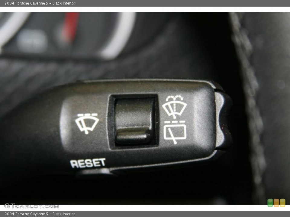 Black Interior Controls for the 2004 Porsche Cayenne S #48493885