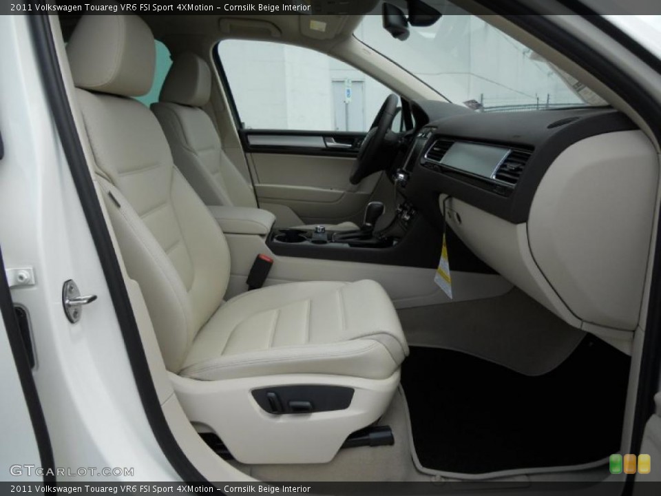 Cornsilk Beige Interior Photo for the 2011 Volkswagen Touareg VR6 FSI Sport 4XMotion #48497140