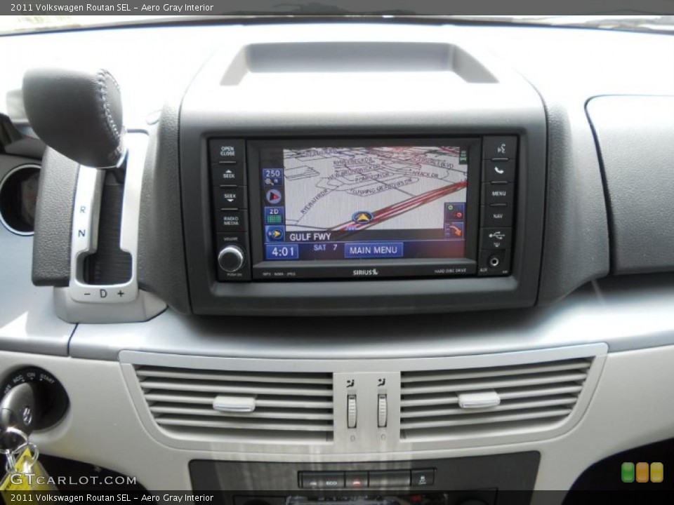 Aero Gray Interior Navigation for the 2011 Volkswagen Routan SEL #48498877