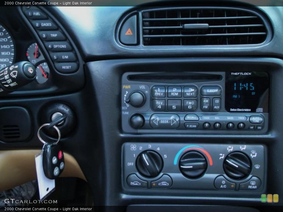 Light Oak Interior Controls for the 2000 Chevrolet Corvette Coupe #48504066