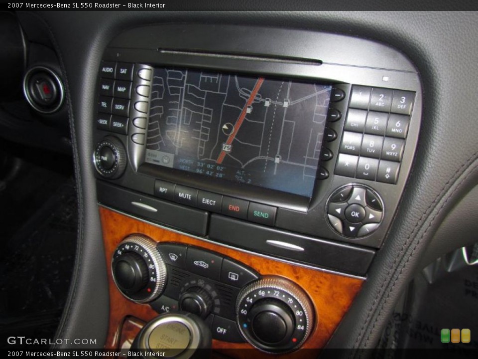 Black Interior Navigation for the 2007 Mercedes-Benz SL 550 Roadster #48508671
