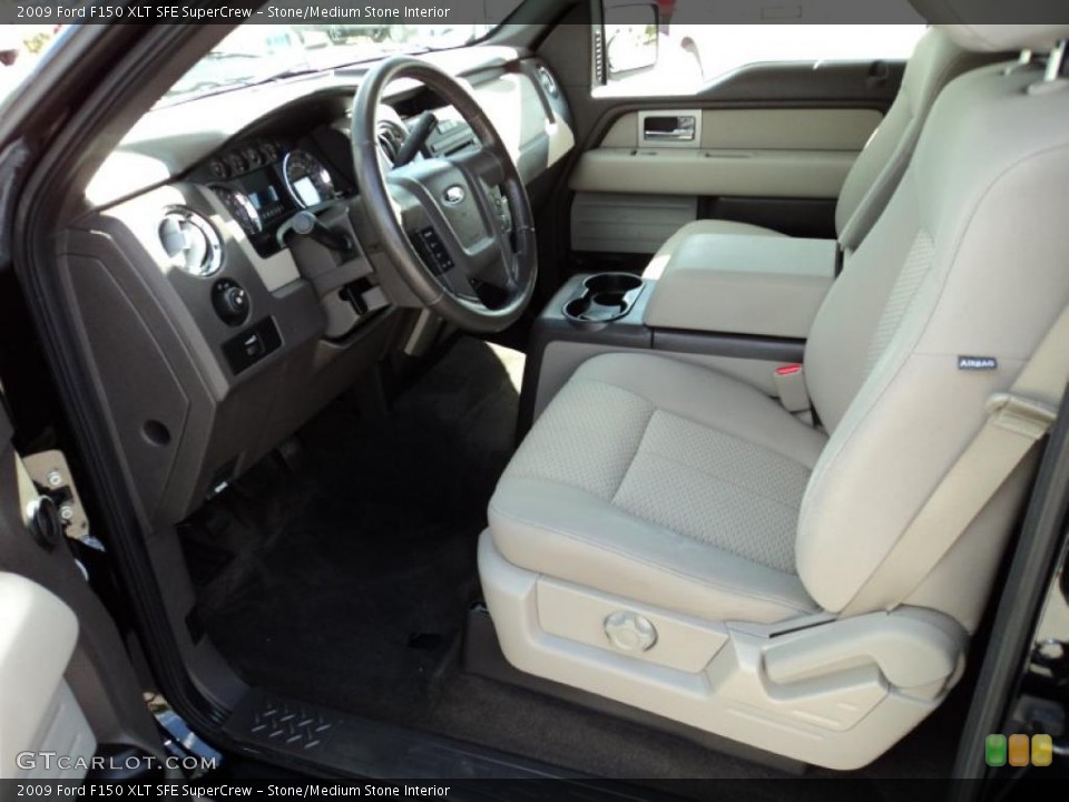 Stone/Medium Stone Interior Photo for the 2009 Ford F150 XLT SFE SuperCrew #48512623