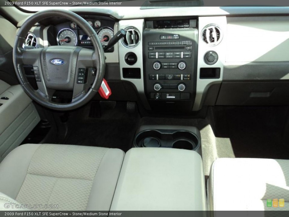 Stone/Medium Stone Interior Dashboard for the 2009 Ford F150 XLT SFE SuperCrew #48512707