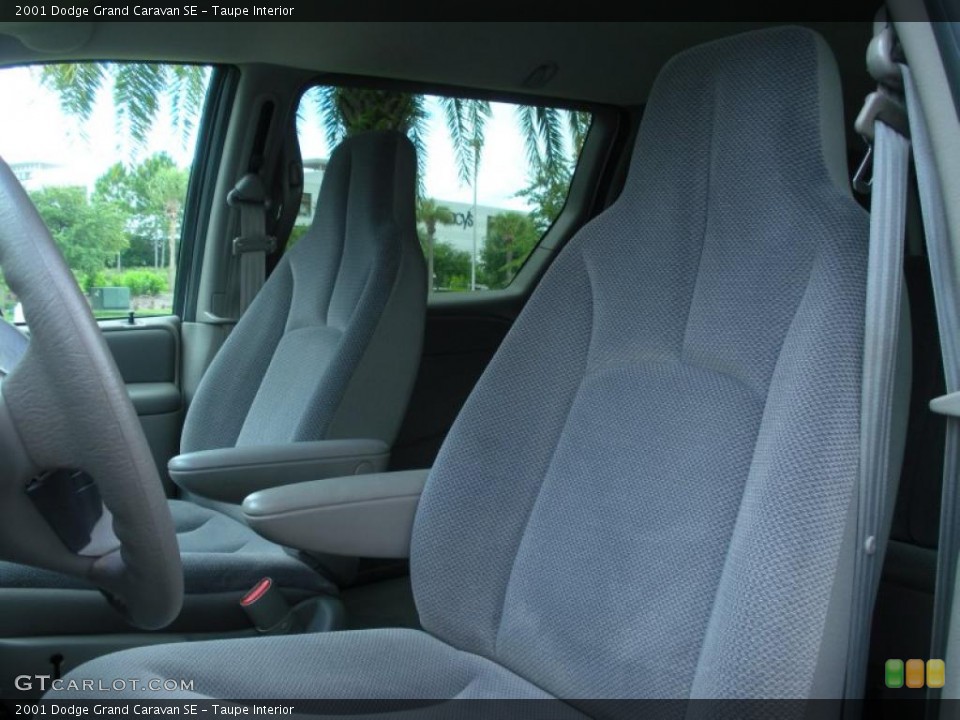 Taupe Interior Photo for the 2001 Dodge Grand Caravan SE #48514741