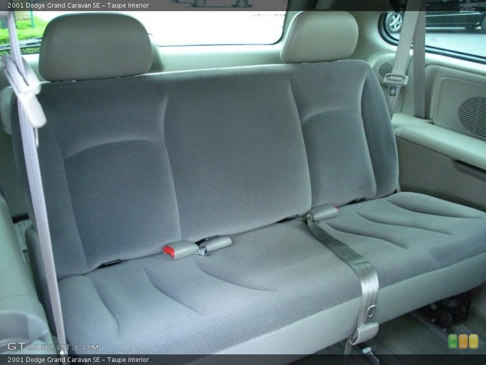 Taupe Interior Photo for the 2001 Dodge Grand Caravan SE #48514822