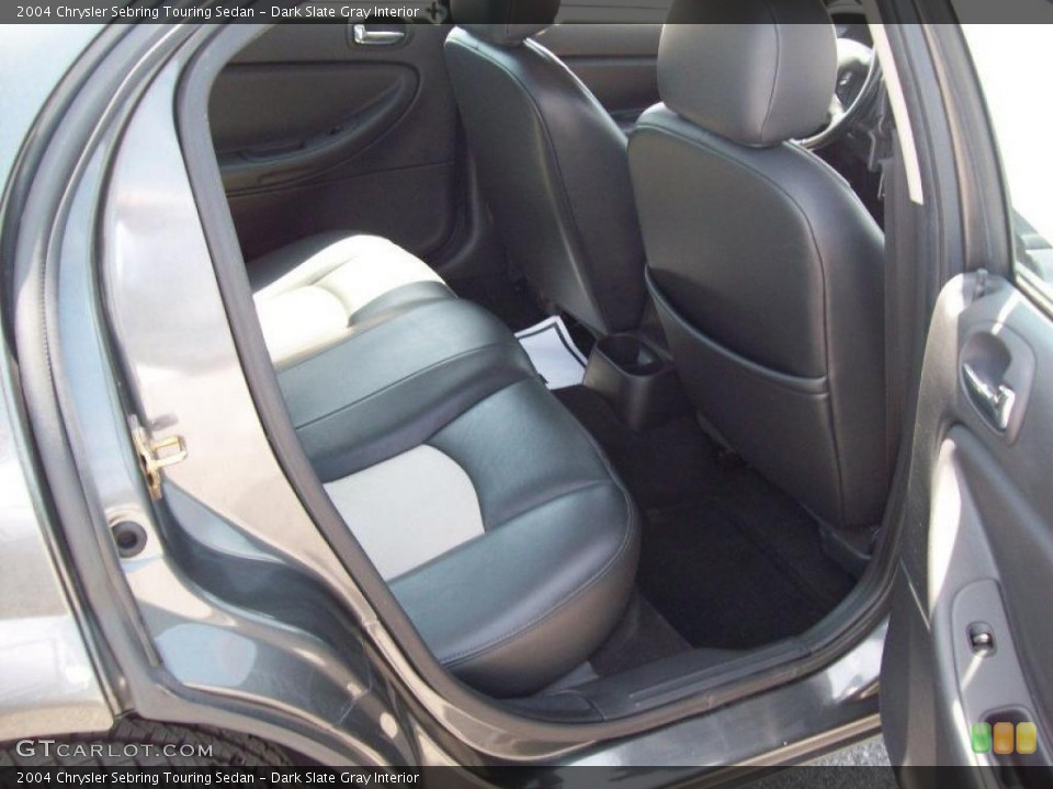 Dark Slate Gray Interior Photo for the 2004 Chrysler Sebring Touring Sedan #48516409