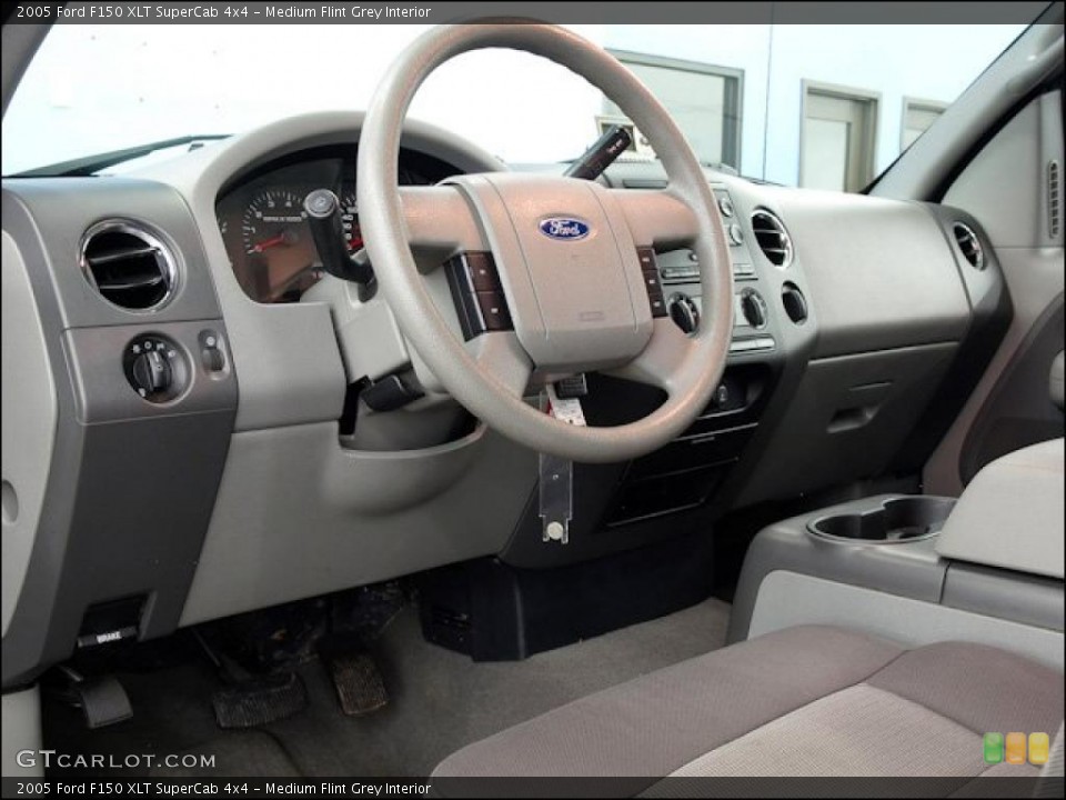 Medium Flint Grey Interior Dashboard for the 2005 Ford F150 XLT SuperCab 4x4 #48518050
