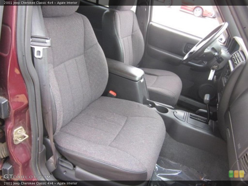 Agate Interior Photo for the 2001 Jeep Cherokee Classic 4x4 #48519481