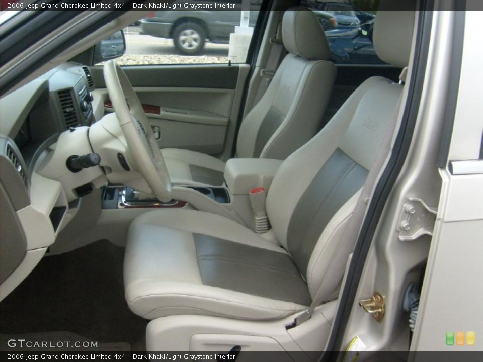 Dark Khaki/Light Graystone Interior Photo for the 2006 Jeep Grand Cherokee Limited 4x4 #48523159