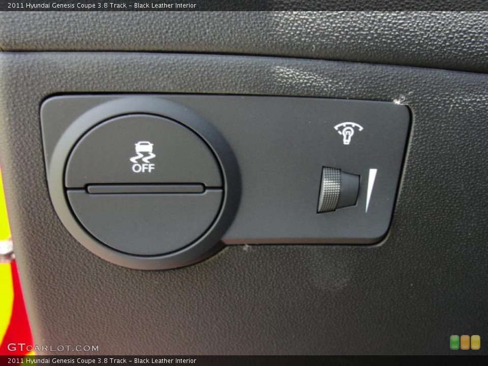 Black Leather Interior Controls for the 2011 Hyundai Genesis Coupe 3.8 Track #48531869