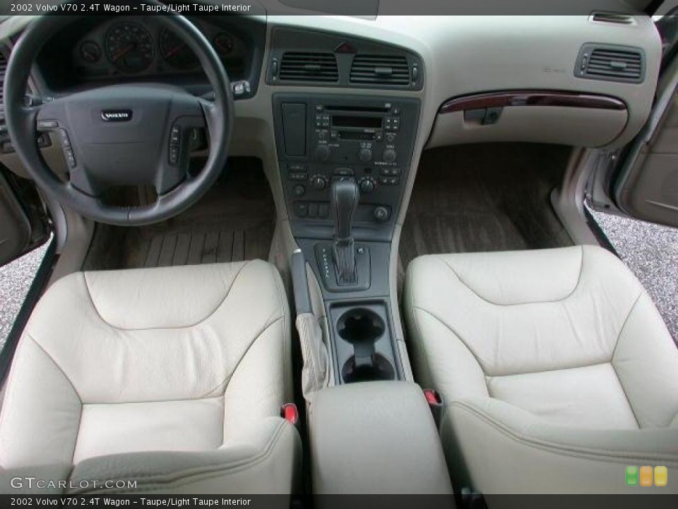Taupe/Light Taupe Interior Photo for the 2002 Volvo V70 2.4T Wagon #48533735