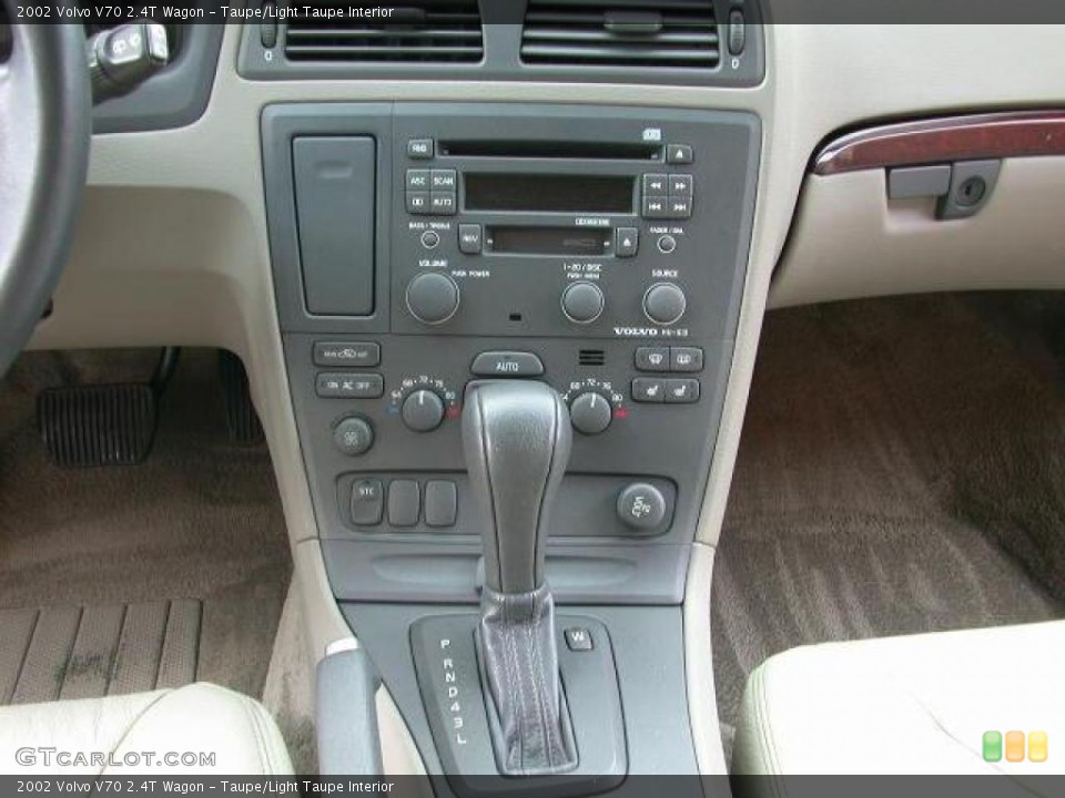 Taupe/Light Taupe Interior Controls for the 2002 Volvo V70 2.4T Wagon #48533834