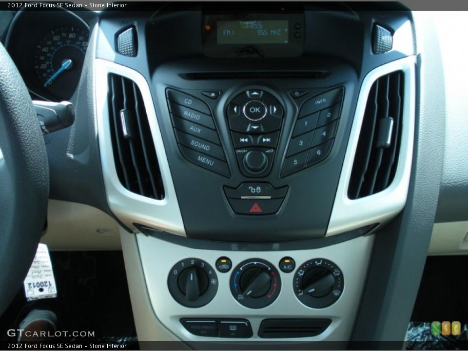 Stone Interior Controls for the 2012 Ford Focus SE Sedan #48534494