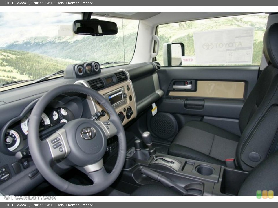 Dark Charcoal Interior Photo for the 2011 Toyota FJ Cruiser 4WD #48534629