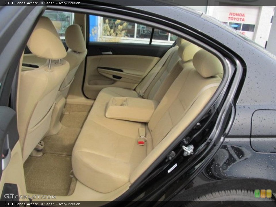 Ivory Interior Photo for the 2011 Honda Accord LX Sedan #48539252