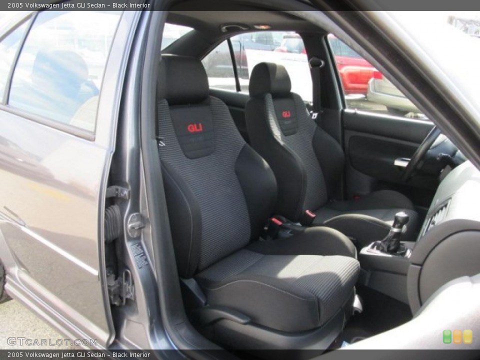 Black Interior Photo for the 2005 Volkswagen Jetta GLI Sedan #48540506