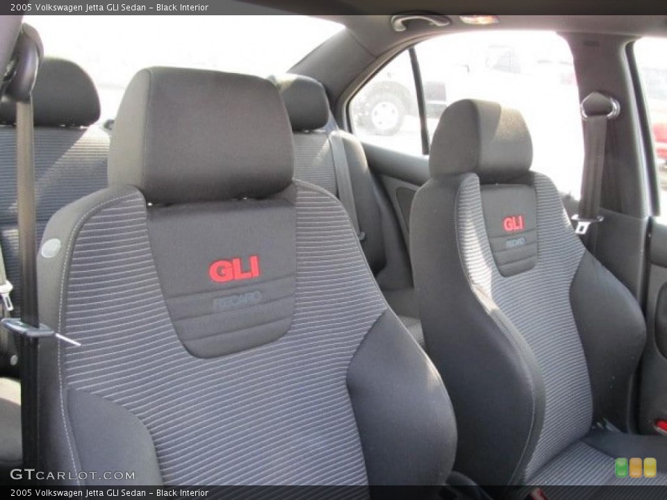 Black Interior Photo for the 2005 Volkswagen Jetta GLI Sedan #48540512