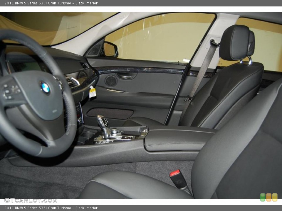 Black Interior Photo for the 2011 BMW 5 Series 535i Gran Turismo #48544274