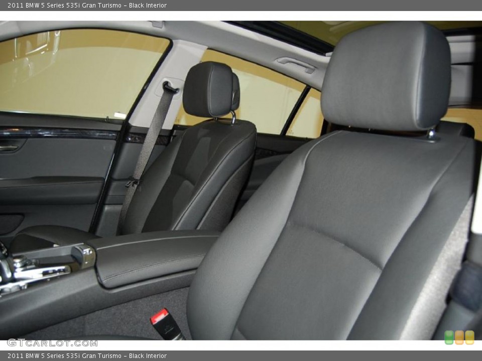 Black Interior Photo for the 2011 BMW 5 Series 535i Gran Turismo #48544283