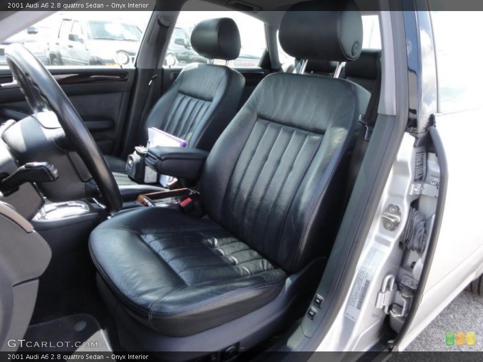 Onyx Interior Photo for the 2001 Audi A6 2.8 quattro Sedan #48550238