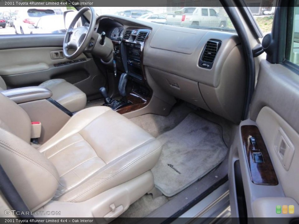 Oak Interior Photo for the 2001 Toyota 4Runner Limited 4x4 #48552935