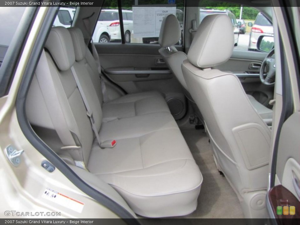 Beige Interior Photo for the 2007 Suzuki Grand Vitara Luxury #48552992